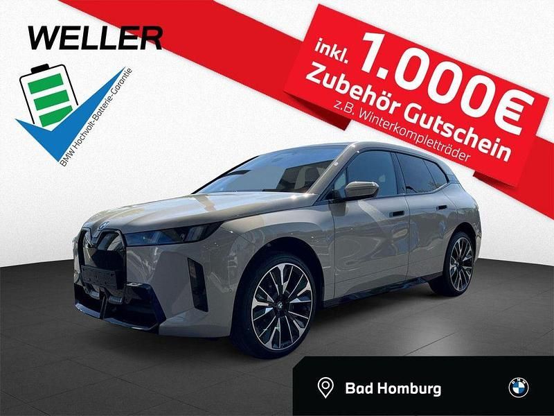 Grau Neu 2025 BMW iX Sport Line SUV | 93.790 € - Bild 1/4