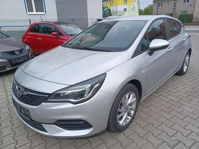 Argonsilber/sovereign Gebraucht 2020 Opel Astra Edition Kleinwagen | 12.498 € (Fairer Preis) - Bild 1/4