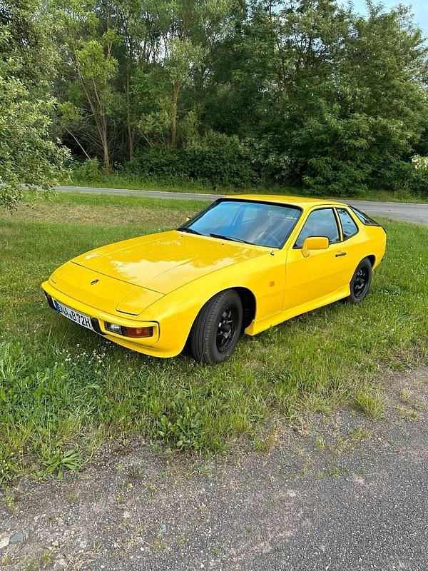 Gelb Gebraucht 1976 Porsche 924 Coupé | 9.500 € - Bild 1/4