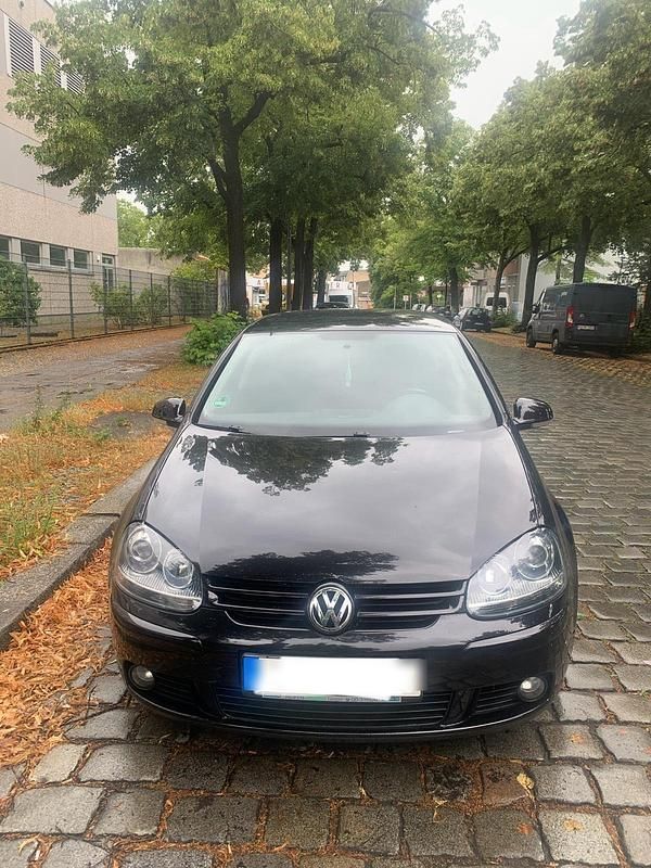 Schwarz Gebraucht 2007 VW Golf V Kleinwagen | 2.400 € (Guter Preis) - Bild 1/4