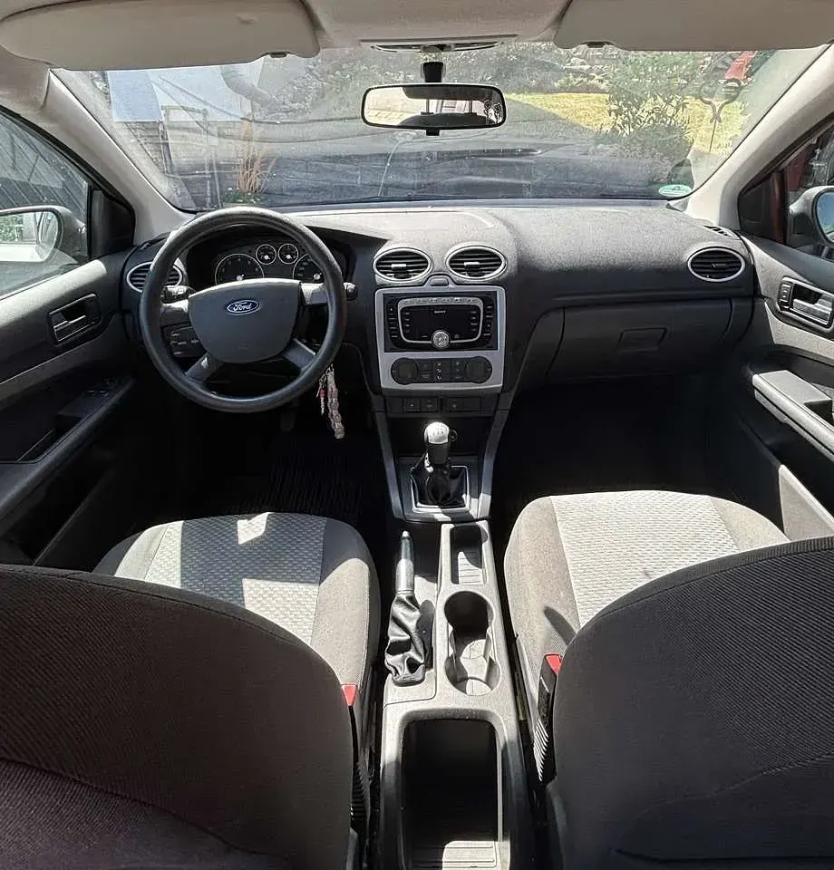 Gebraucht Ford Focus 101 PS (74 kW) 2006 Limousine