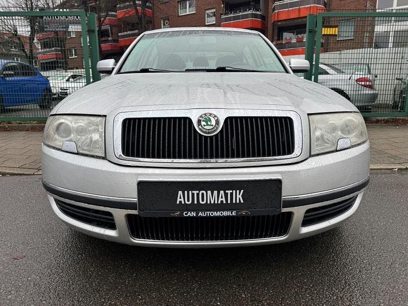 Gebraucht Skoda Superb Elegance 193 PS (141 kW) 2005 Silber Limousine