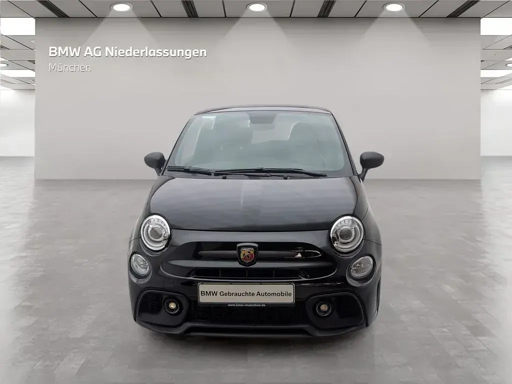 Gebraucht Abarth 695 179 PS (131 kW) 2023 Schwarz Kleinwagen