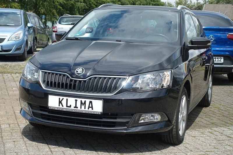 Schwarz Gebraucht 2017 Skoda Fabia Ambition Kombi | 9.290 € (Fairer Preis) - Bild 1/4