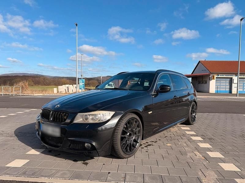 Second-hand BMW 325 Performance 204 CP (150 kW) 2010 Negru Break