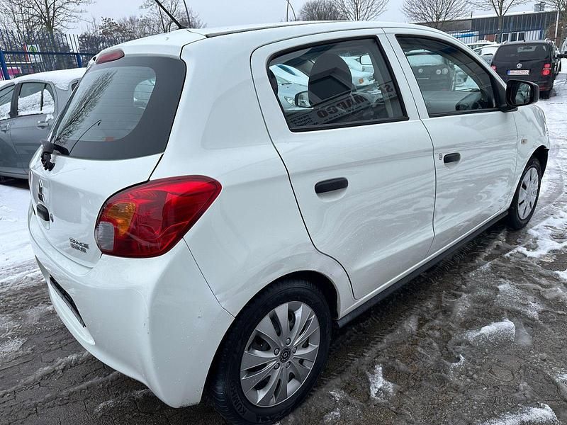Gebraucht Mitsubishi Space Star 71 PS (52 kW) 2015 Weiß Kleinwagen