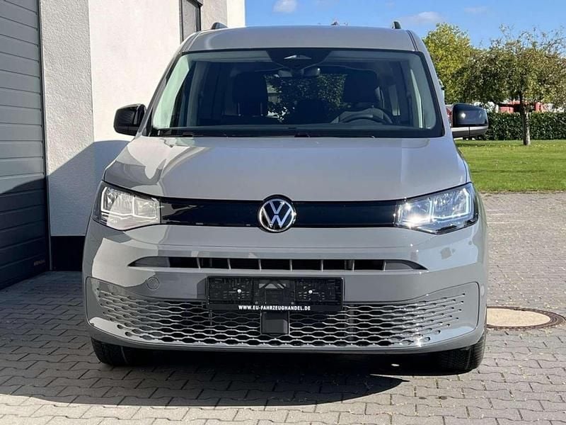 Neu VW Caddy 116 PS (85 kW) 2025 Metallic gegen aufpreis Van / Kleinbus
