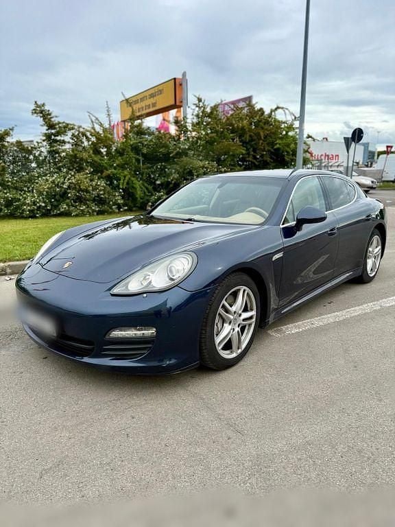 Gebraucht Porsche Panamera 4S 400 PS (294 kW) 2012 Blau Limousine