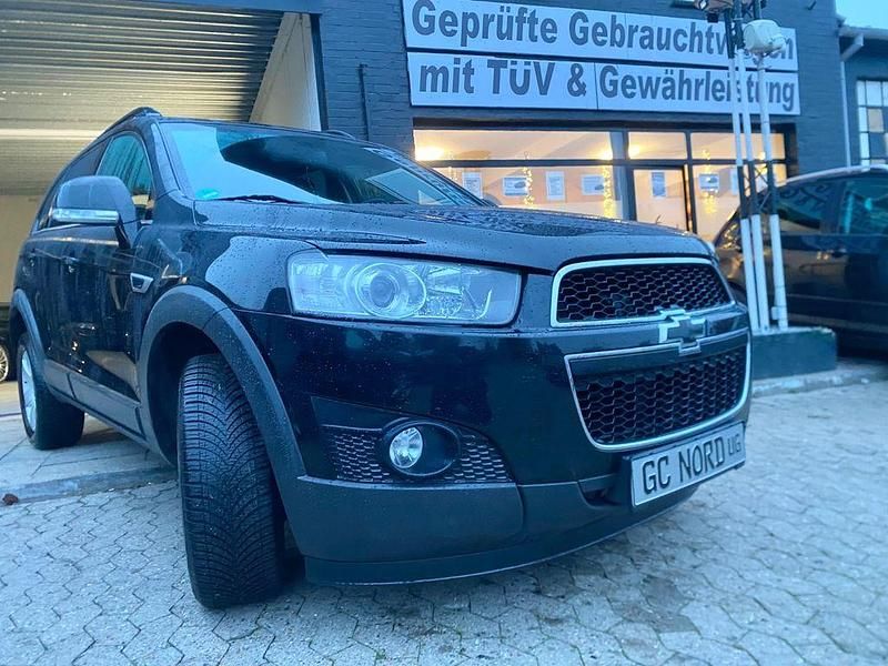 Gebraucht Chevrolet Captiva LT 167 PS (122 kW) 2011 Schwarz SUV