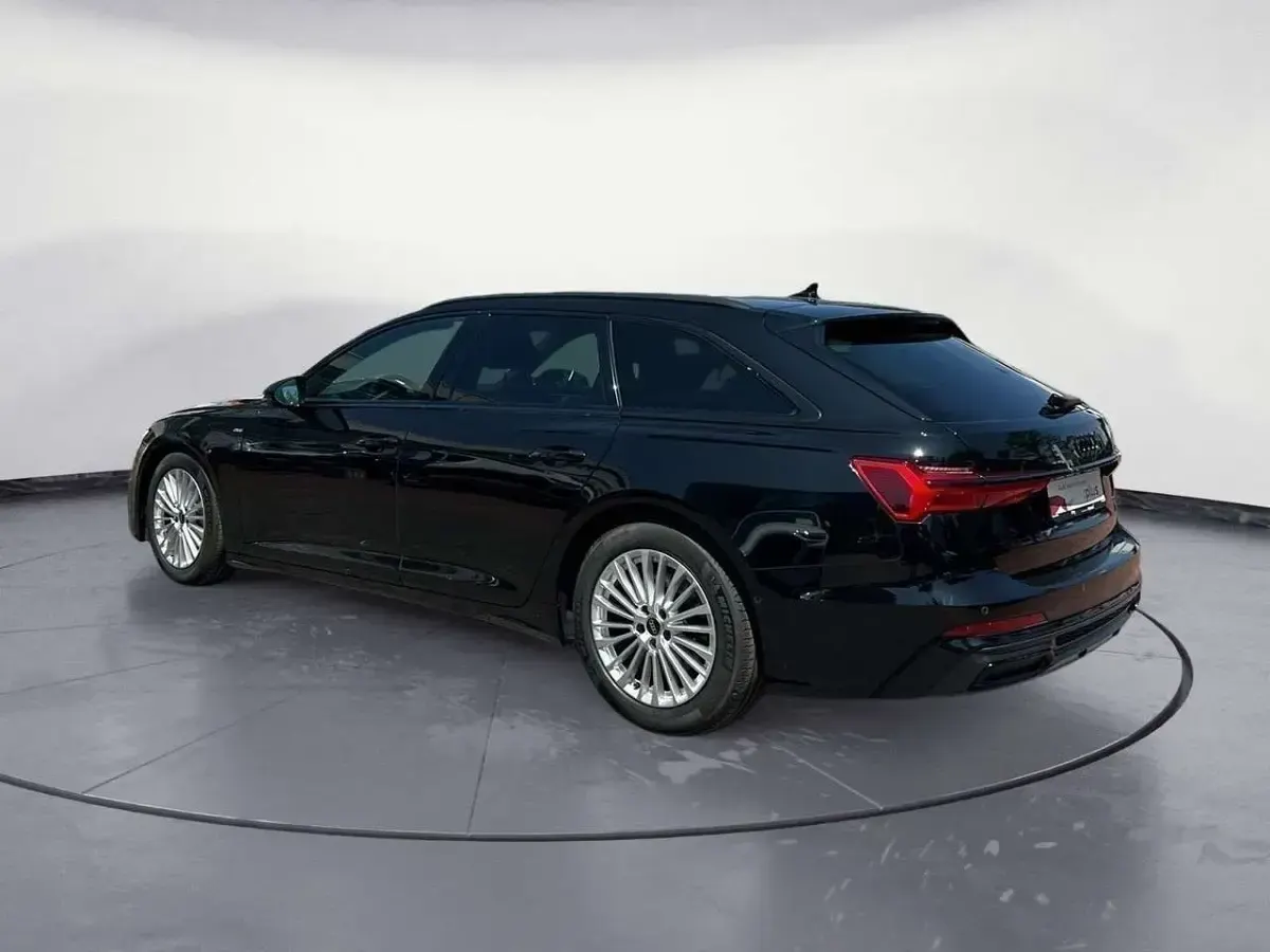 Gebraucht Audi A6 Ambiente 245 PS (180 kW) 2023 Schwarz Kombi