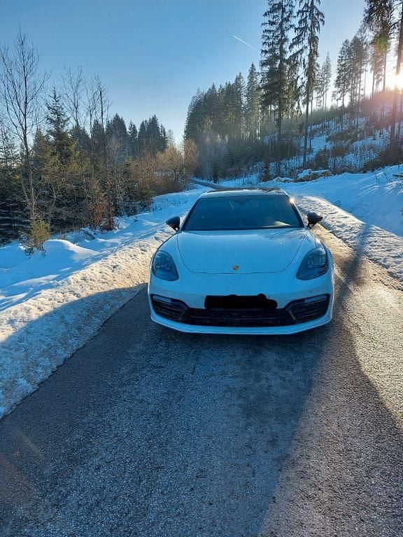 Weiß Gebraucht 2019 Porsche Panamera Limousine | 54.800 € (Superpreis) - Bild 1/4