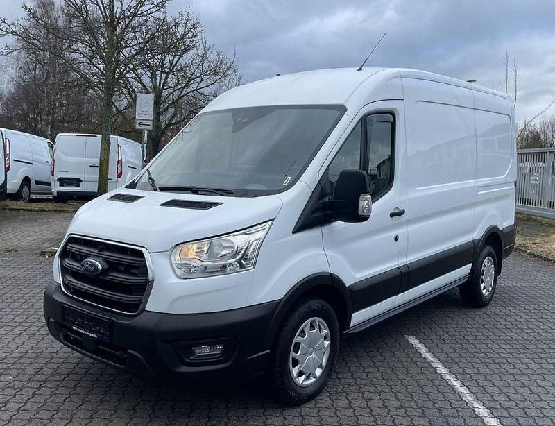 Gebraucht Ford Transit 131 PS (96 kW) 2021 Weiß Van / Kleinbus
