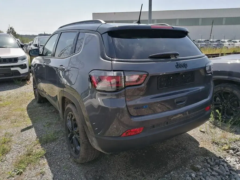 Gebraucht Jeep Compass 241 PS (177 kW) 2022 Schwarz SUV