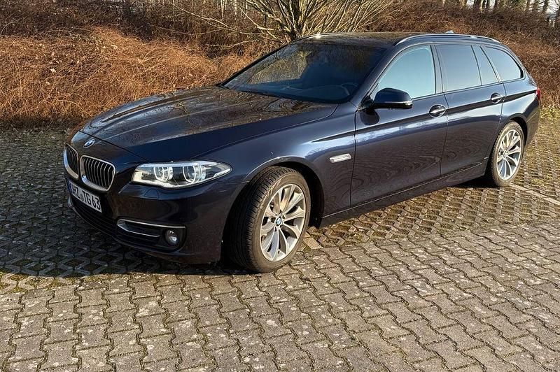 Gebraucht BMW 520 Luxury Line 190 PS (139 kW) 2015 Blau Kombi