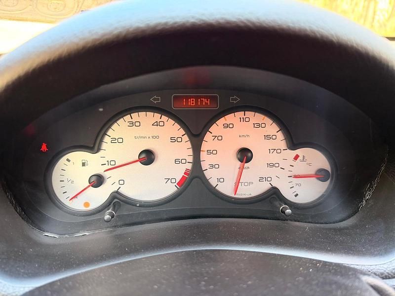 Gebraucht Peugeot 206 75 PS (55 kW) 2005 Silber Kombi