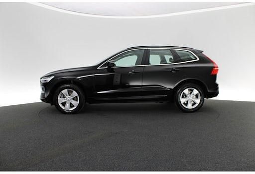Gebraucht Volvo XC60 Core 197 PS (144 kW) 2023 Schwarz SUV