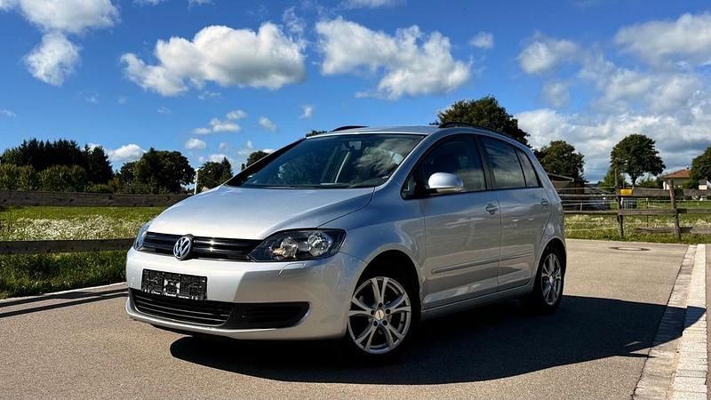 Silber Gebraucht 2010 VW Golf Plus Cross Trendline Van / Kleinbus | 3.190 € (Superpreis) - Bild 1/4