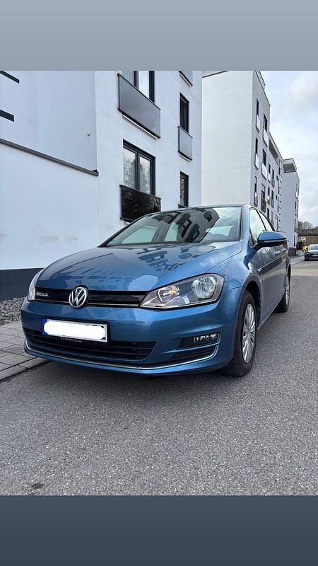 Gebraucht VW Golf VII 109 PS (80 kW) 2014 Blau Limousine