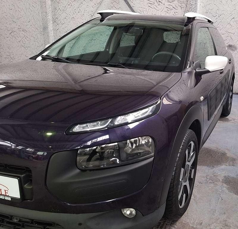 Violett Gebraucht 2015 Citroën C4 Live SUV | 7.600 € (Fairer Preis) - Bild 1/4