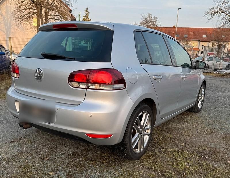 Silber Gebraucht 2009 VW Golf Limousine | 5.590 € (Fairer Preis) - Bild 1/4