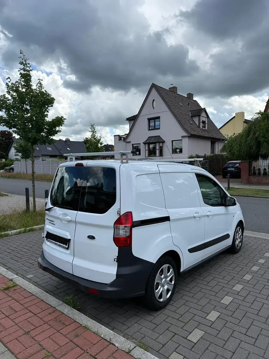 Gebraucht Ford Transit 75 PS (55 kW) 2017 Weiß Van / Kleinbus