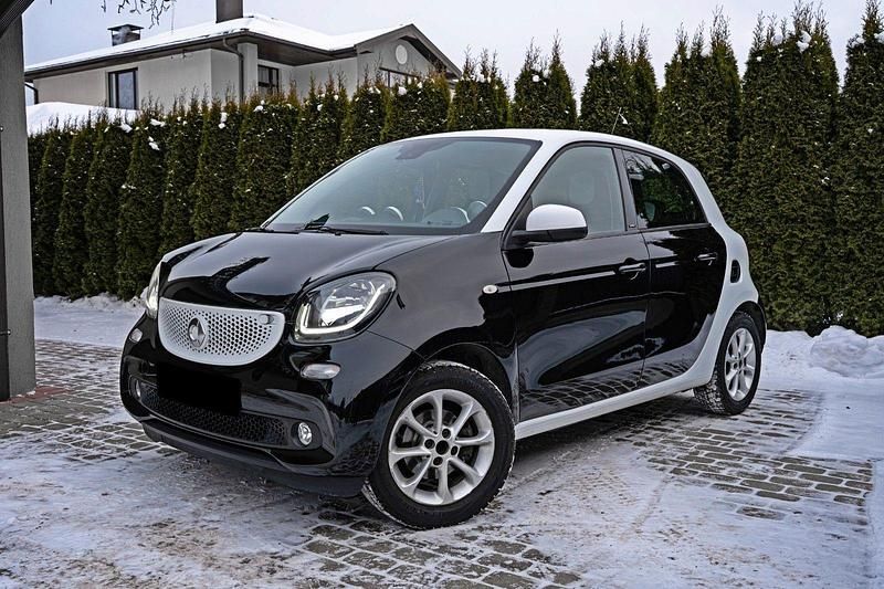 Gebraucht Smart ForFour 90 PS (66 kW) 2016 Schwarz Kleinwagen