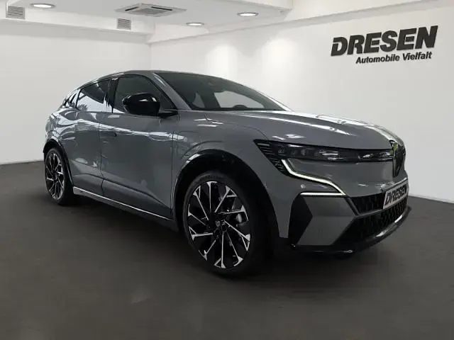 Ny Renault Megane E-Tech Esprit Alpine 160 kW (218 HK) 2026 Grå Sedan