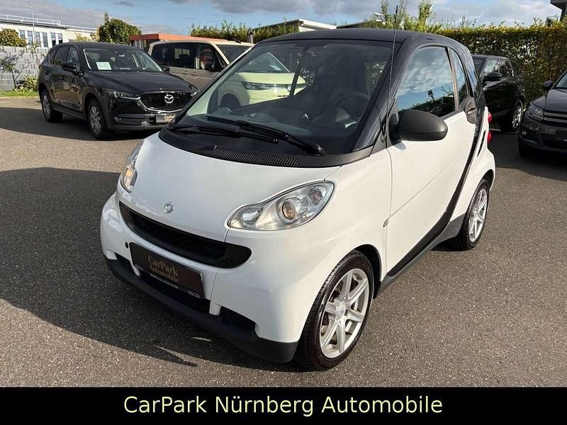 Schwarz Gebraucht 2011 Smart ForTwo Coupé Kleinwagen | 5.899 € (Fairer Preis) - Bild 1/3