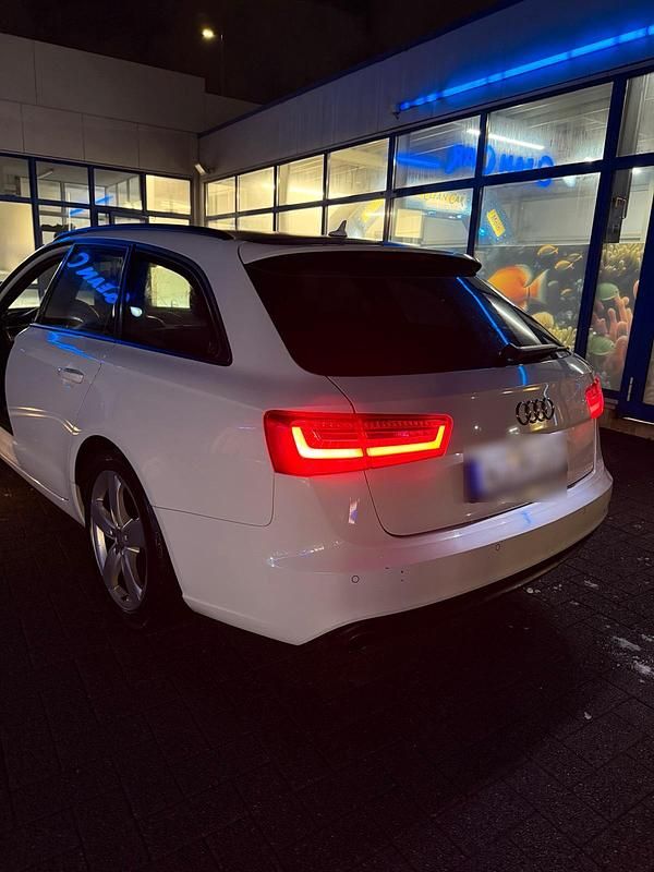 Gebraucht Audi A6 S-Line 180 PS (132 kW) 2012 Weiß Kombi