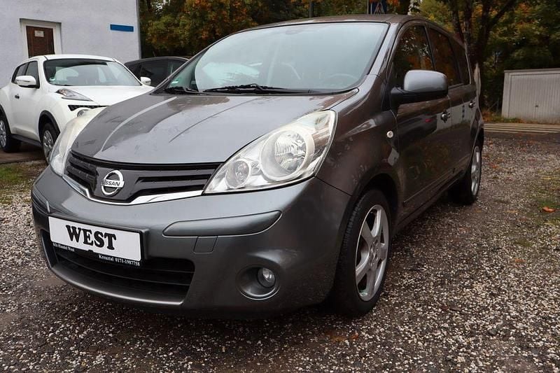Grau Gebraucht 2011 Nissan Note I-Way Van / Kleinbus | 3.990 € (Fairer Preis) - Bild 1/2