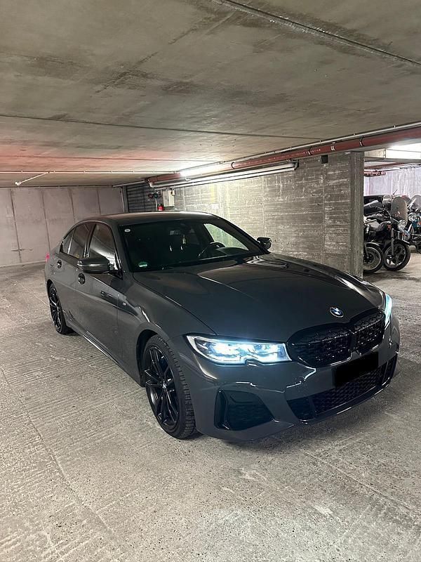 Grau Gebraucht 2019 BMW M340 M Sport Limousine | 41.000 € (Fairer Preis) - Bild 1/4
