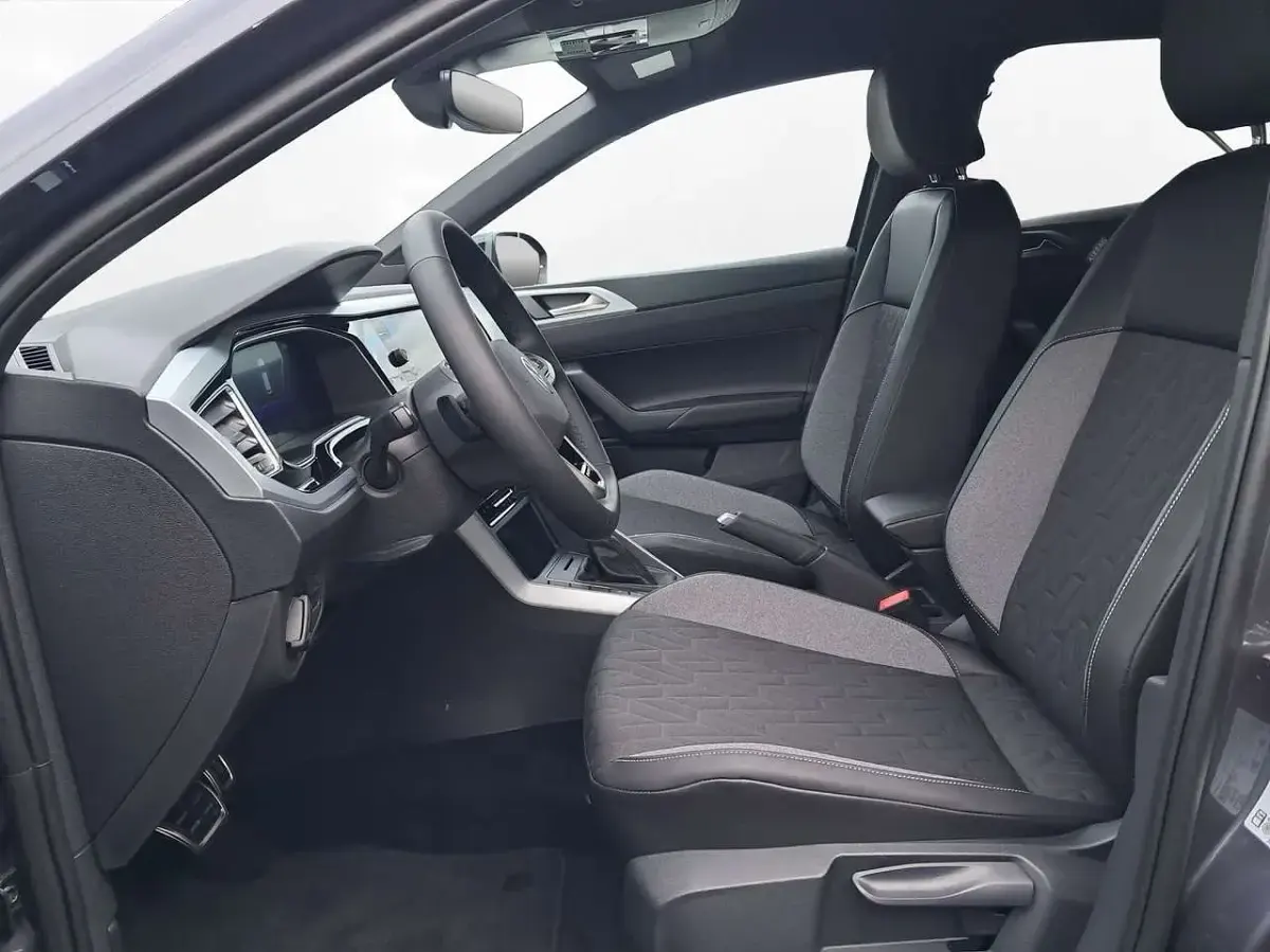 Nowe VW Taigo 116 KM (85 kW) 2025 Szary SUV