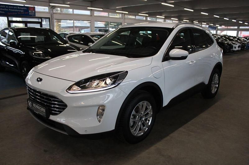 Second-hand Ford Kuga Titanium 224 CP (164 kW) 2022 Alb SUV