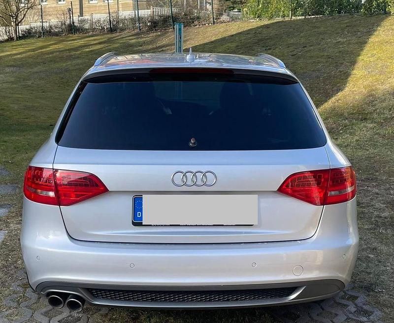 Gebraucht Audi A4 S-Line 170 PS (125 kW) 2011 Silber Kombi