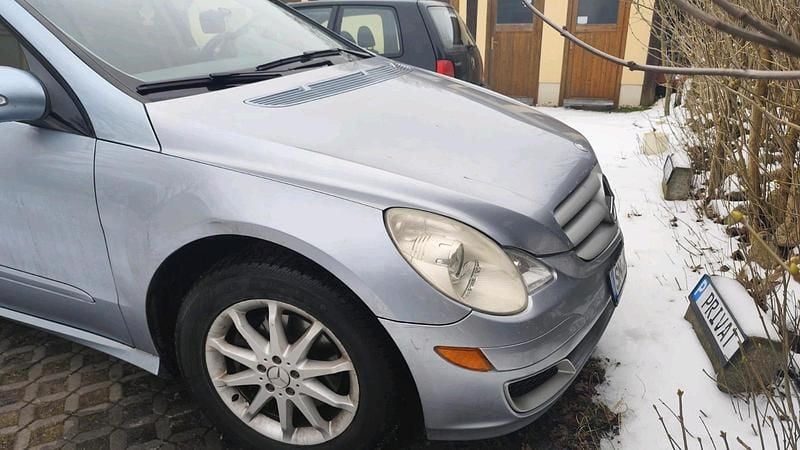 Gebraucht Mercedes R350 272 PS (200 kW) 2007 Silber Van / Kleinbus