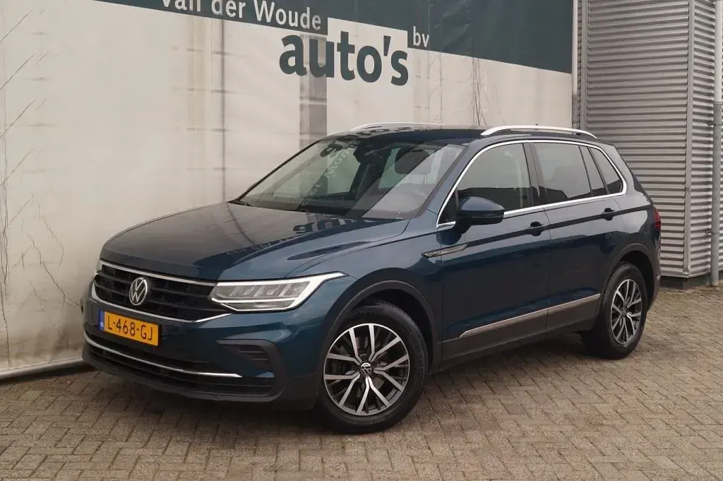 Gebraucht VW Tiguan Business 150 PS (110 kW) 2021 Blau SUV