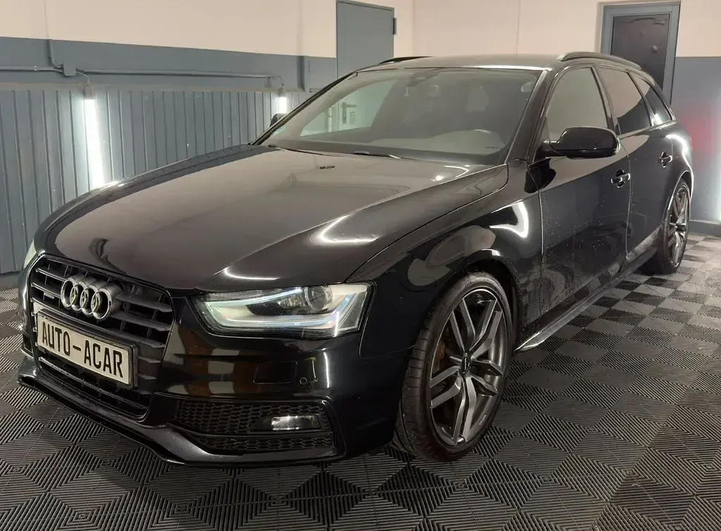 Gebraucht Audi A4 Advanced 245 PS (180 kW) 2014 Schwarz Kombi