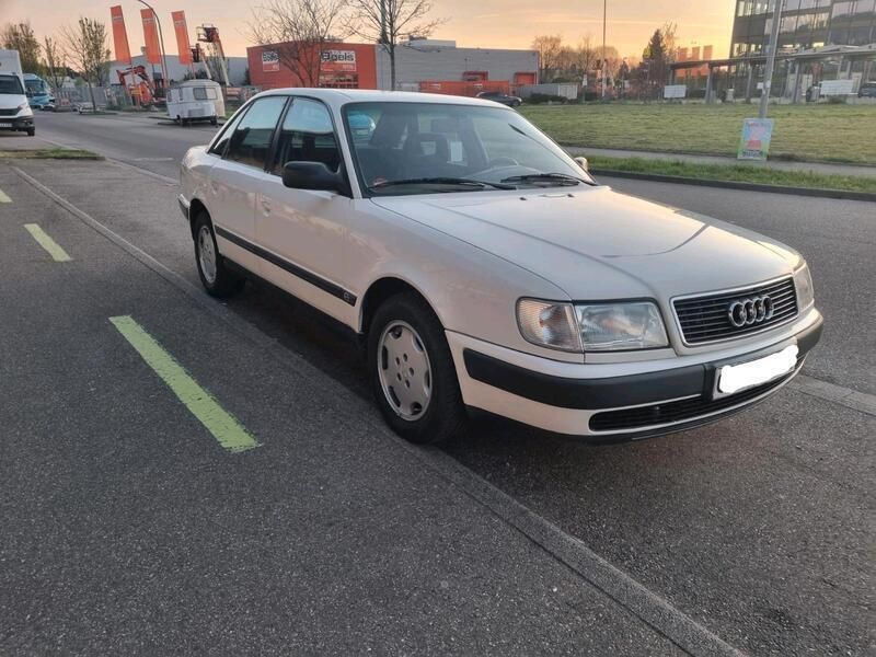 Weiß Gebraucht 1991 Audi 100 Limousine | 3.500 € - Bild 1/4