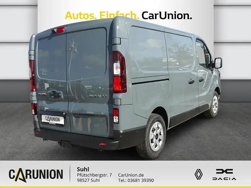 Gebraucht Renault Trafic Komfort 150 PS (110 kW) 2025 Schiefergrau Van / Kleinbus