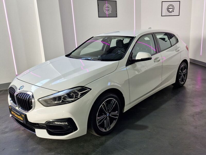 Gebraucht BMW 118 Shadowline 140 PS (102 kW) 2019 Weiß Kleinwagen