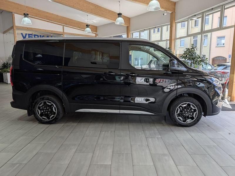 Neu Ford Tourneo Active 150 PS (110 kW) 2025 Obsidianschwarz metallic Van / Kleinbus