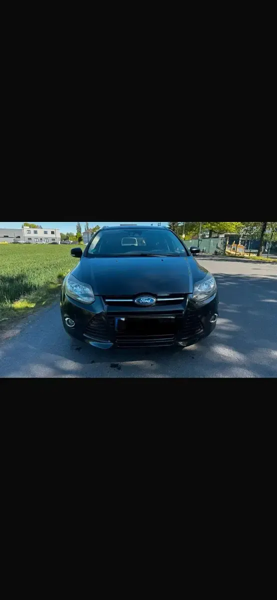 Używany Ford Focus Titanium 140 KM (102 kW) 2014 Czarny Kombi