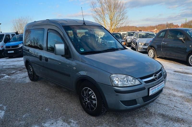 Gebraucht Opel Combo 90 PS (66 kW) 2010 Grau Limousine