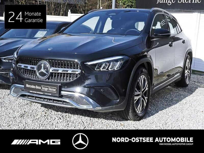 Gebraucht Mercedes GLA200 Progressive 150 PS (110 kW) 2025 Metalliclack kosmosschwarz SUV