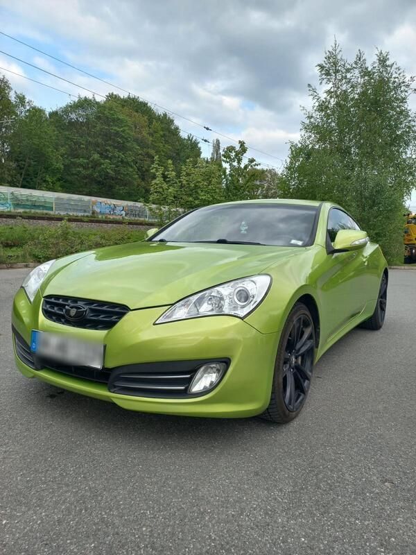 Grün Gebraucht 2010 Hyundai Genesis Coupé | 9.000 € (Guter Preis) - Bild 1/4