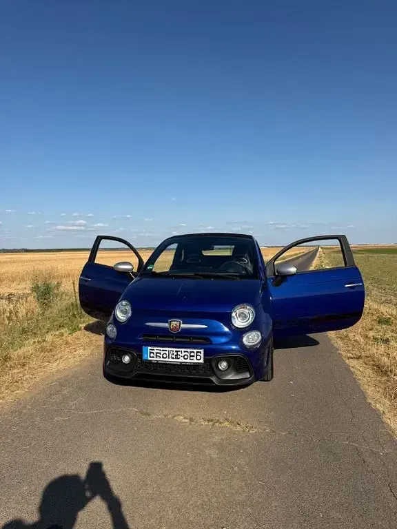 Gebraucht Abarth 595C Turismo 165 PS (121 kW) 2019 Blau Cabrio