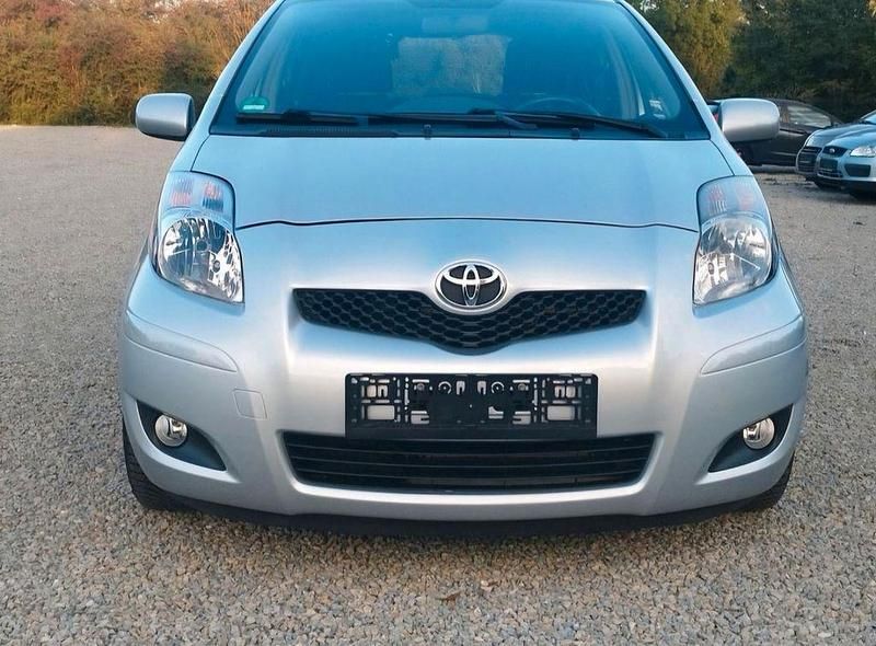 Gebraucht Toyota Yaris Edition 99 PS (72 kW) 2011 Kleinwagen