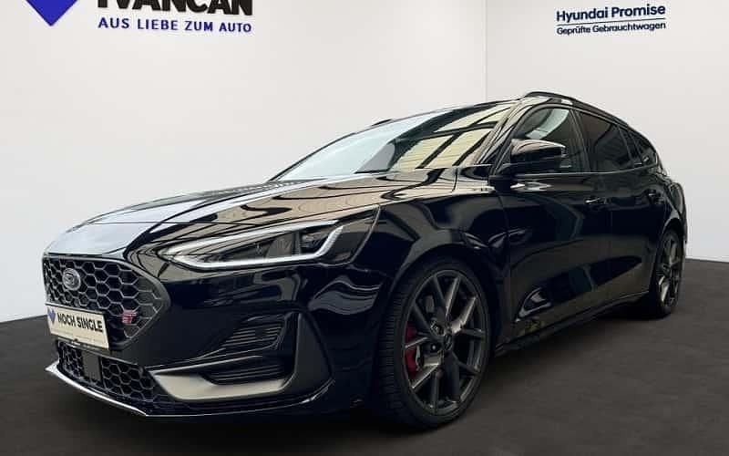 Schwarz Gebraucht 2023 Ford Focus ST Kombi | 32.990 € (Guter Preis) - Bild 1/4