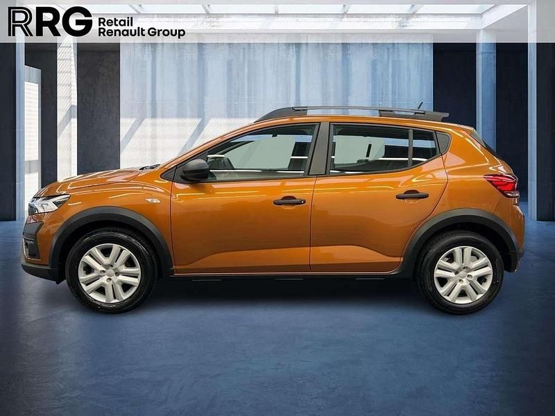 Gebraucht Dacia Sandero Essentiel 91 PS (66 kW) 2024 Taklamakanorange Limousine