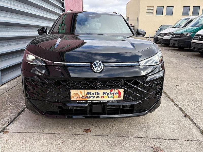 Neu VW T-Roc R-line 150 PS (110 kW) 2026 Schwarz SUV